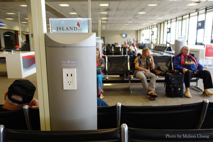 Free wifi and charging stations at the Island Air gate.