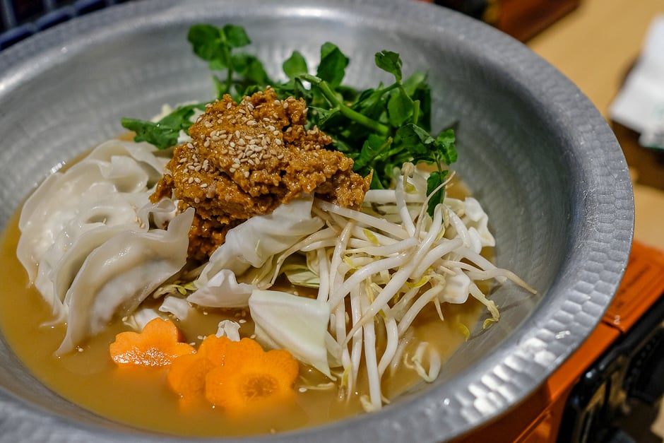 Tan-tan taki gyoza nabe