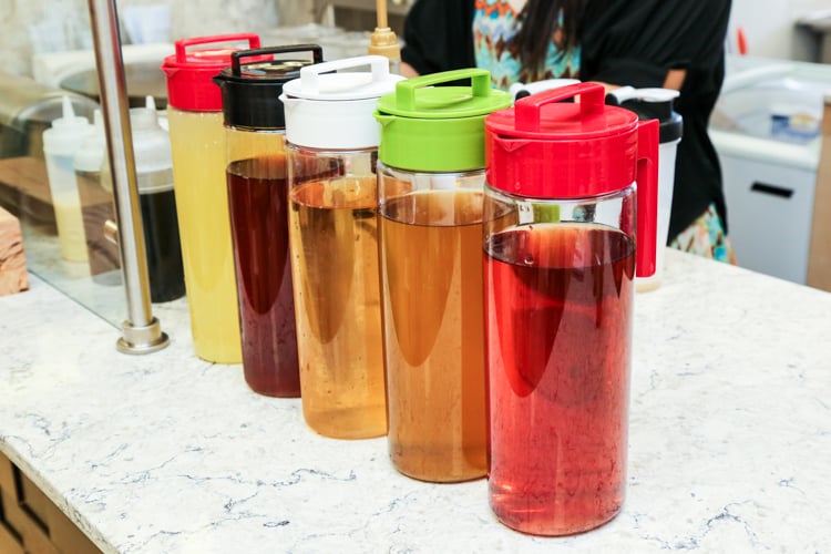 Okina offers black, green, white, and blueberry teas