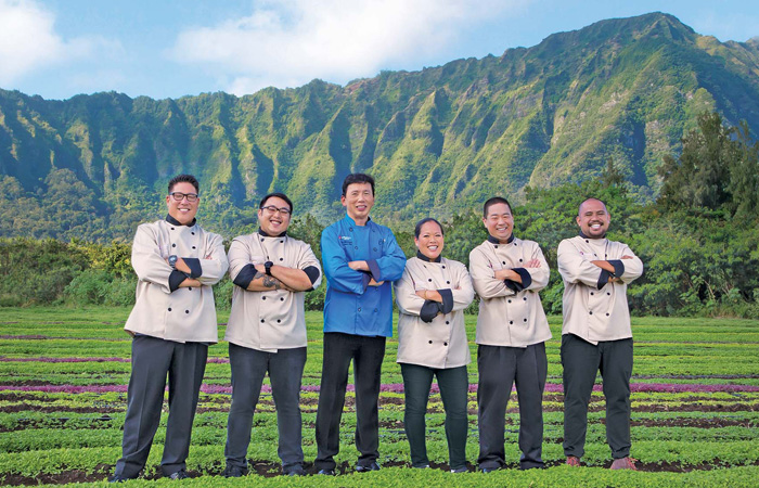 The Hawaiian Airlines guest chefs with Chai Chaowasaree (center), from left: Jon Matsubara, Andrew Le, Lee Anne Wong, Wade Ueoka, and Sheldon Simeon. Photo by Rae Huo.