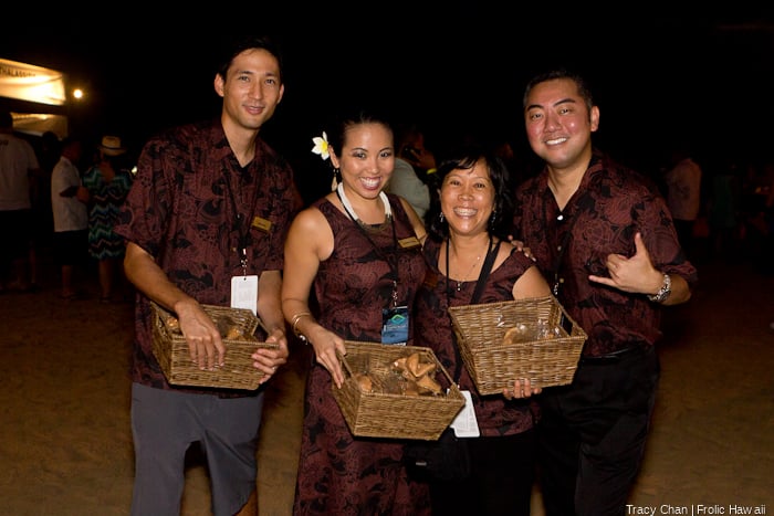 First Hawaiian Bank greeters at the door!