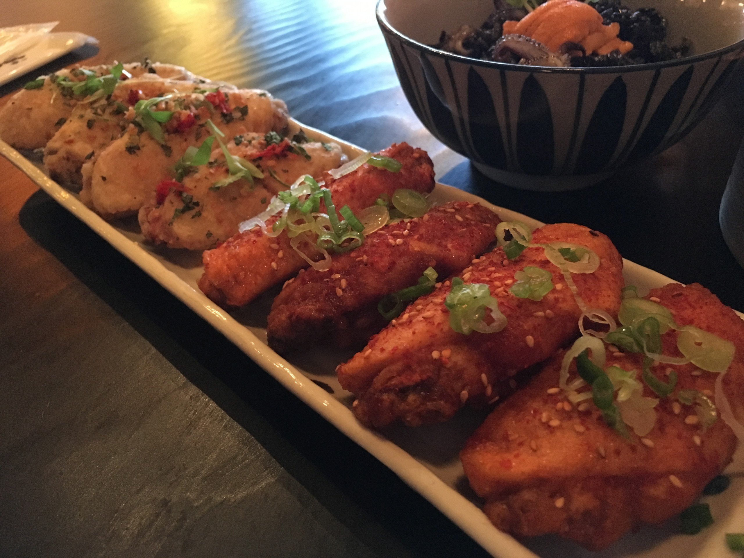 Inyo offers three types of chicken wings - Japanese Tebasaki, Korean Gochugaru and Thai Chile. We opted for the Korean and Thai. Big, meaty, mashiso and aroi mak. ($4.99 or $2.99 during Happy Hour)