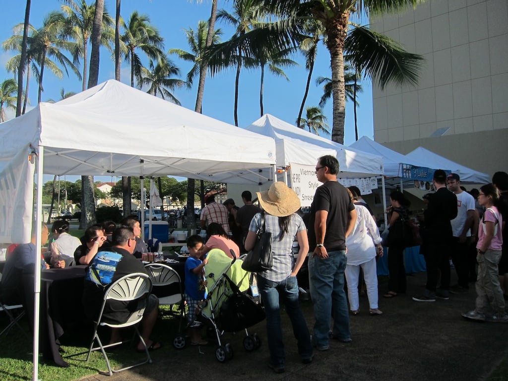 Pig and the Lady at Honolulu Farmers Market