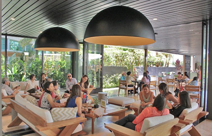 There were tables and couches throughout the courtyard where you can relax and enjoy brunch.