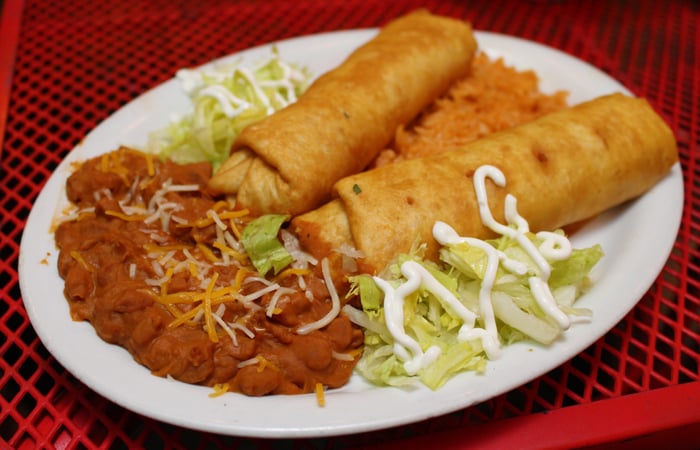 The first meal I had at Surfin' Salsa was so good, I had to go back the same week. This time, I got the chimichanga plate ($11) with two golden brown, deep-fried corn tortillas. 
