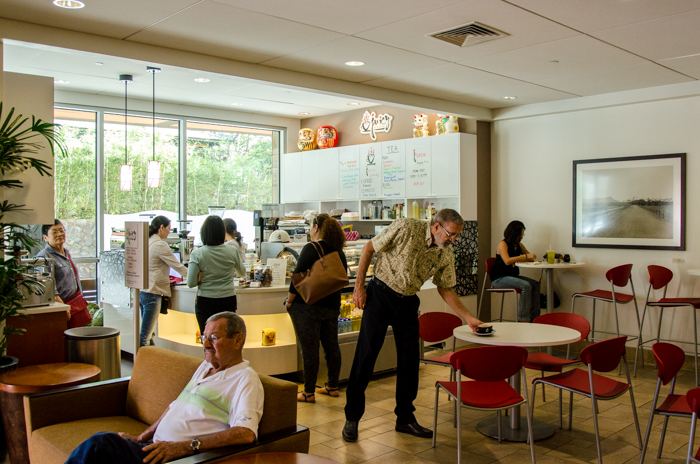 Inside Hale Pawaa, the medical building on Beretania at Keeaumoku, Juicy Brew is not your standard lobby bodega.