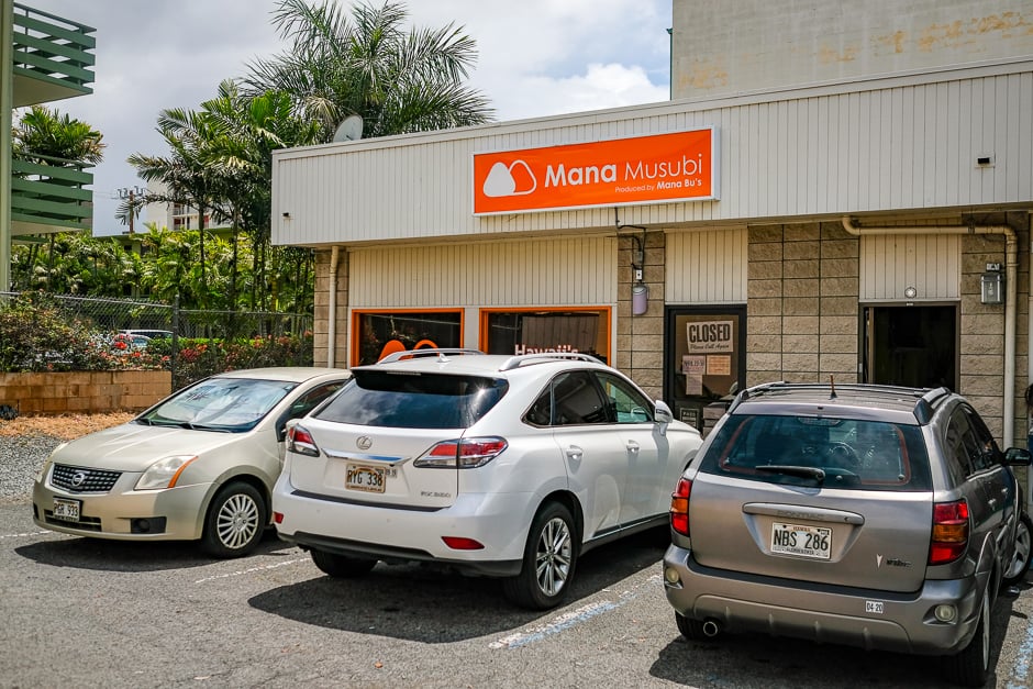 Mana musubi shop exterior