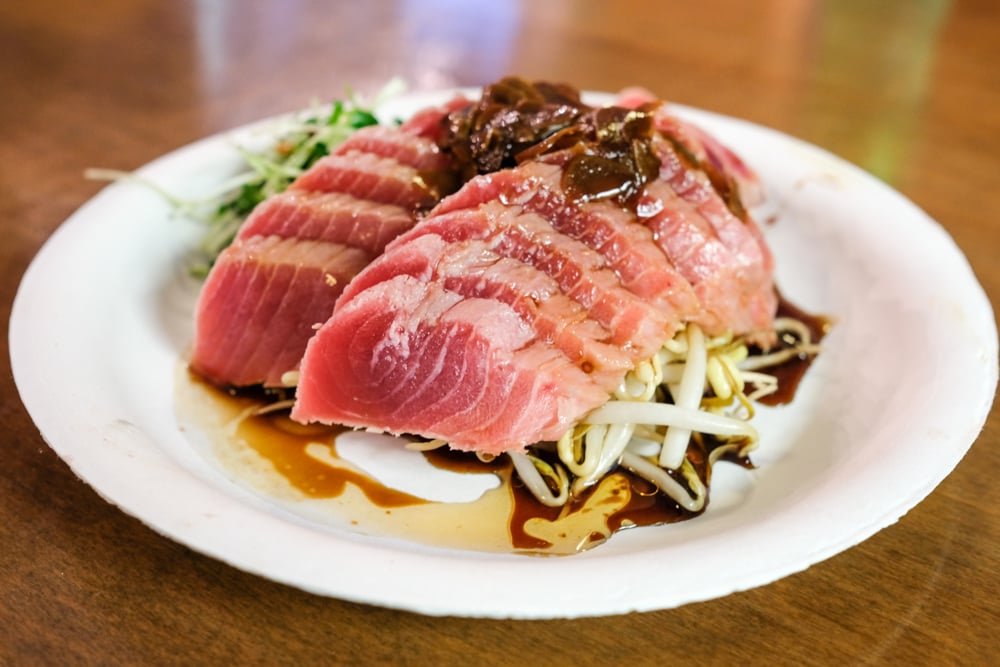Lovers of the pungent and silky smooth ahi tataki will be glad to know it's also available at the Cafe. 