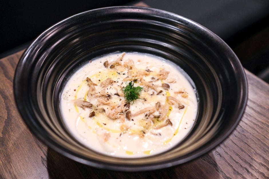 Truffle creme with crab and mushroom udon