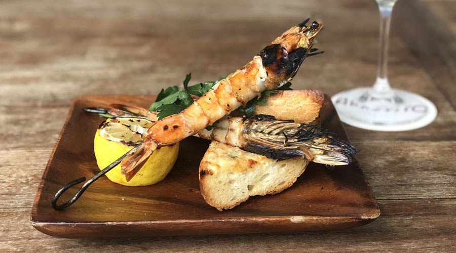 Appetito Kauai shrimp and garlic toast