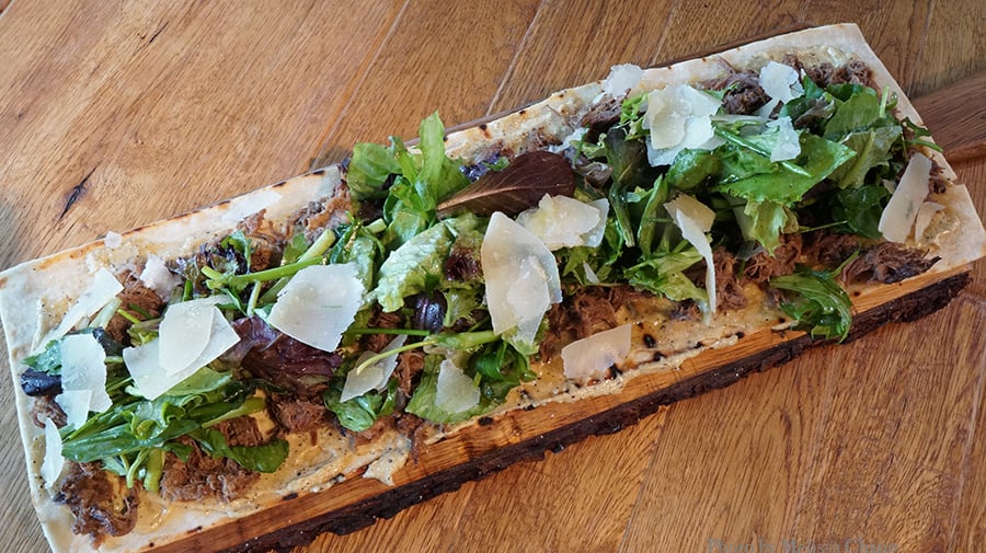 beef rillette flatbread