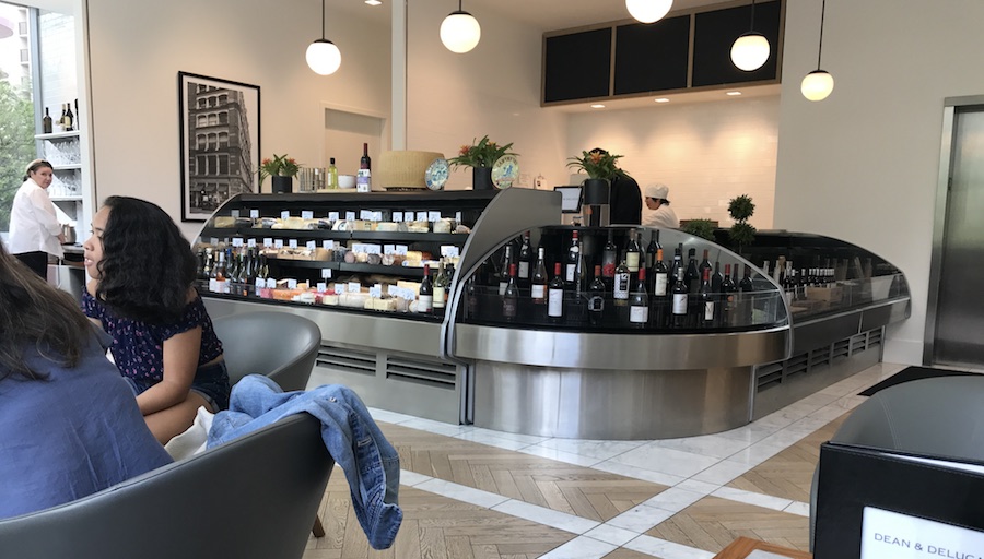 Dean & DeLuca Ritz-Carlton Waikiki