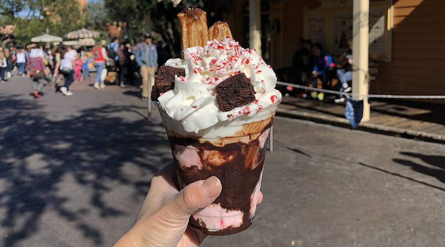 Ice Cream in Disneyland- Ultimate Guide to All the Best Treats
