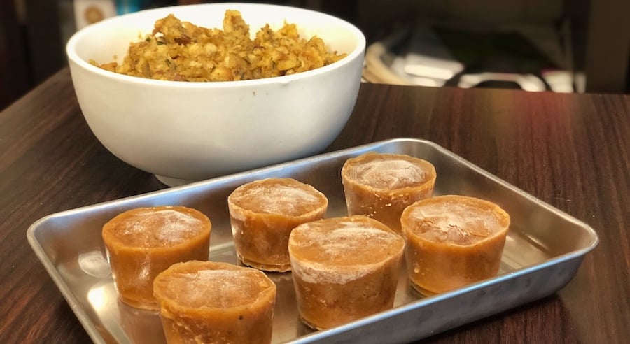 Gravy bombs are the ultimate Thanksgiving potluck side