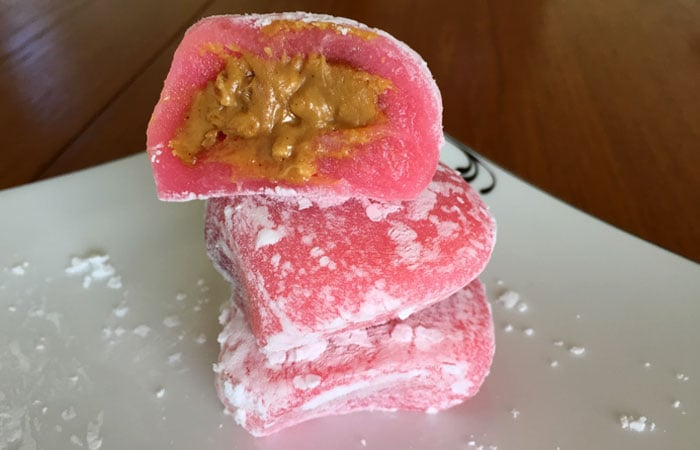 If you love chunky peanut butter, this mochi’s for you.