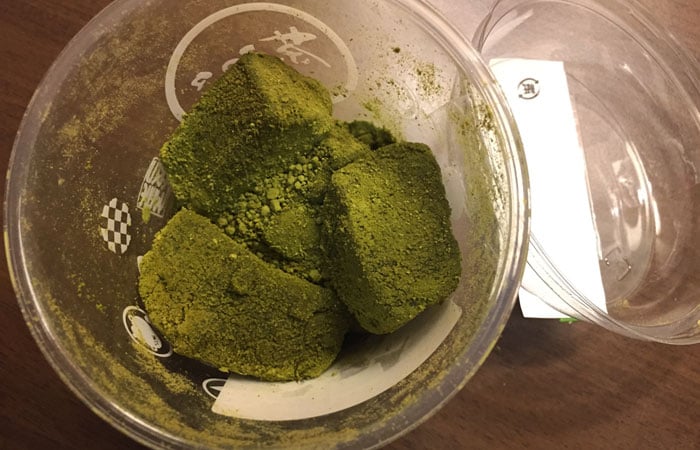 The warabimochi just melted in my mouth. Each little container came with eight pieces.