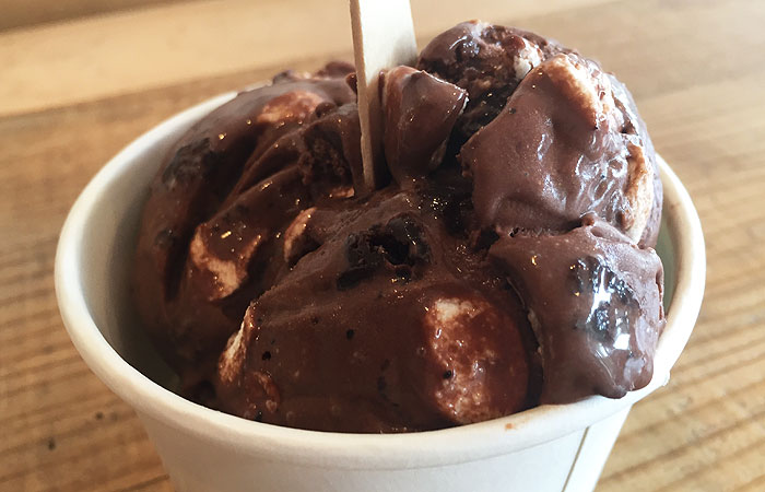 This extremely chocolaty flavor comprises brownies, Hawaiian coffee and marshmallows.