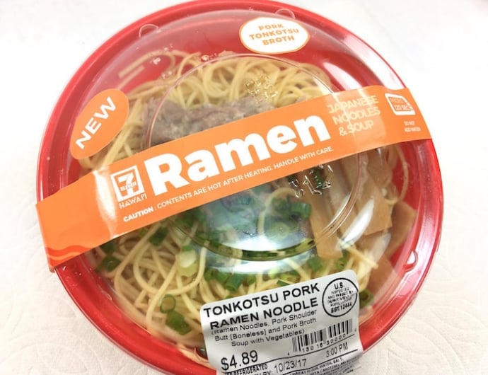 7-Eleven-Tonkotsu-Pork-Ramen-1