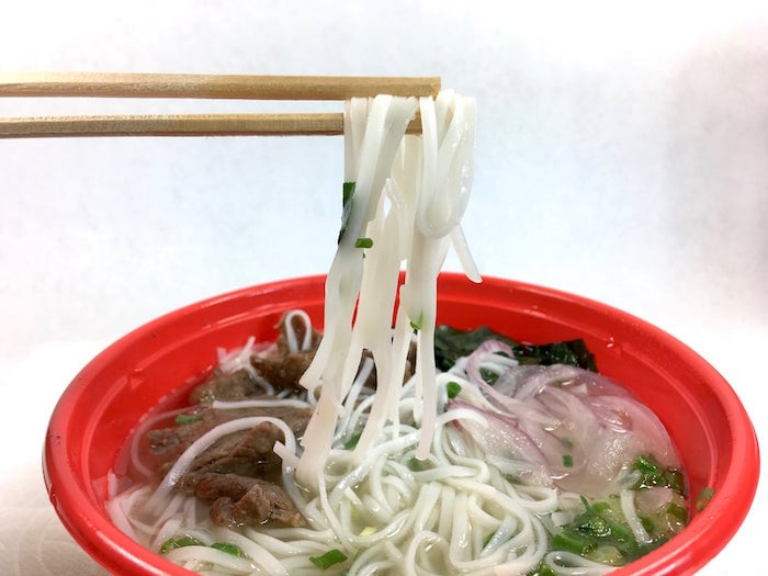 7-Elevens-Beef-Pho-004