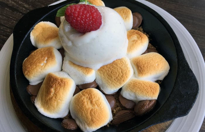 The Cast Iron Skillet S’mores is available during both lunch and dinner. It’s one of Harbor’s top-selling desserts.