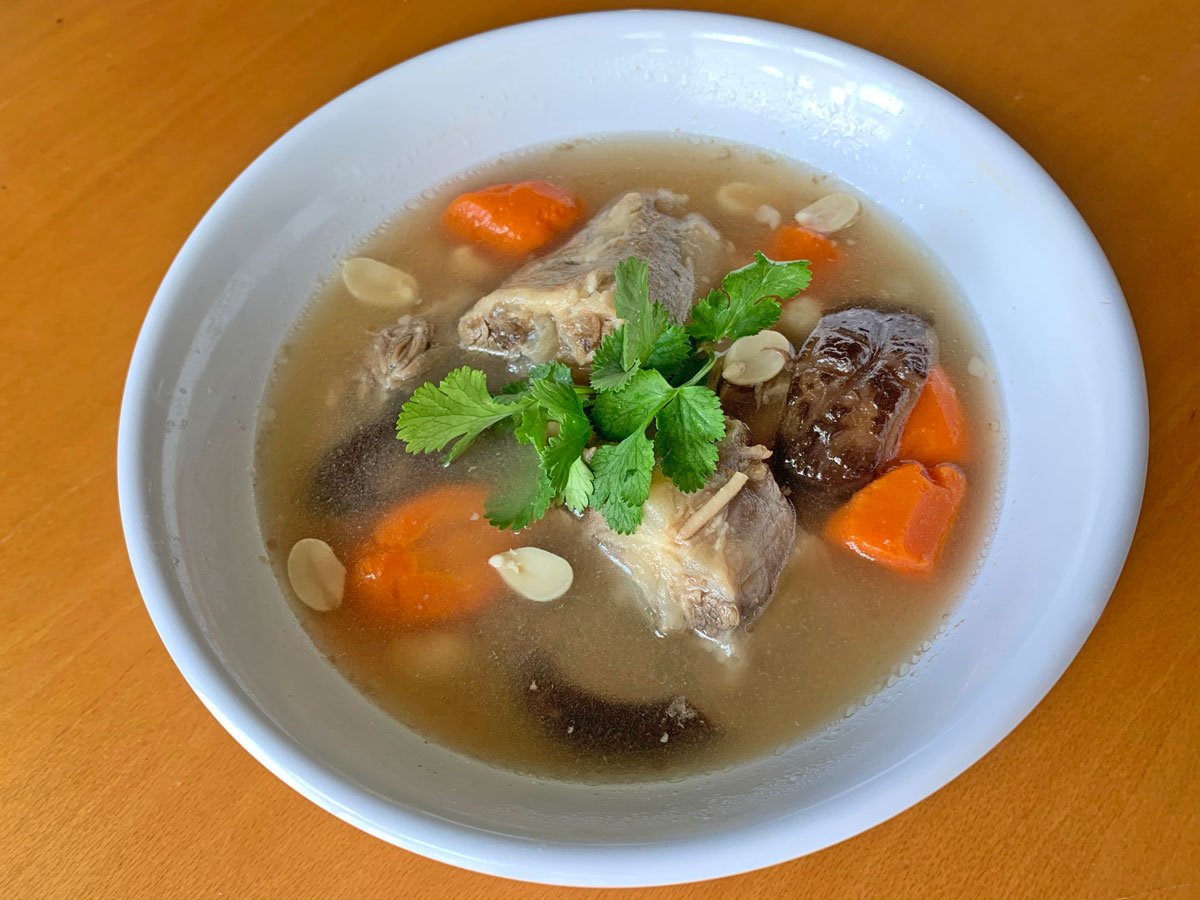 Hawaiian Oxtail Soup: A Culinary Journey Through Hawaiian Heritage ...