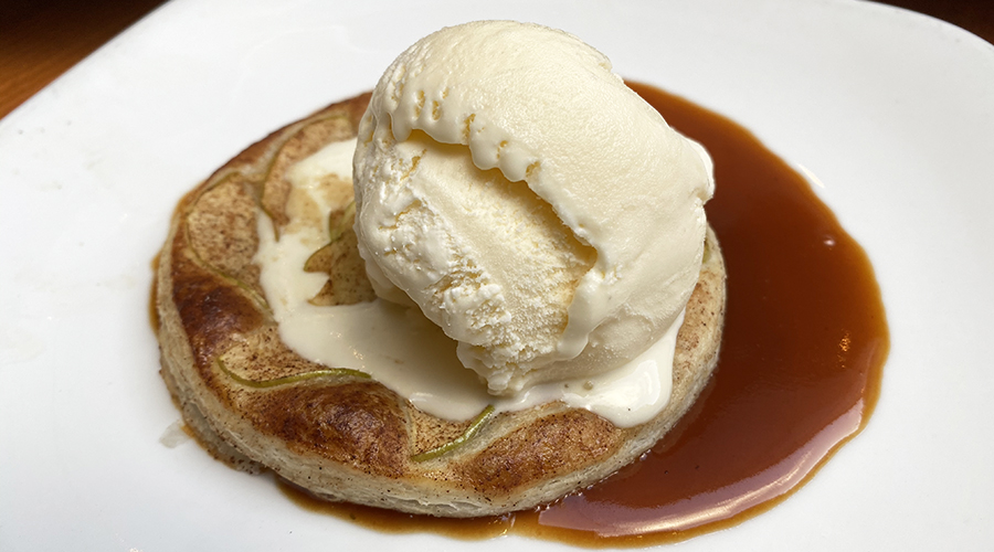 Vino apple tart