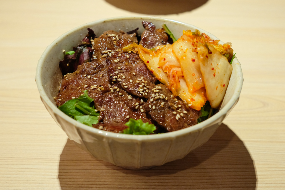 Sizzle's Yakiniku donburi is topped with a decent amount of tender marinated wagyu beef. 