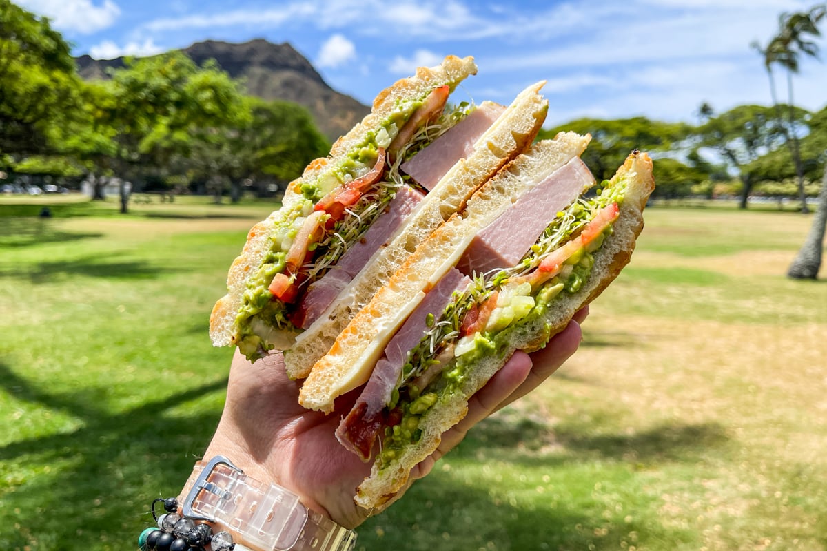 Hauoli Sandwich Haleiwa Sandwich Credit Thomas Obungen