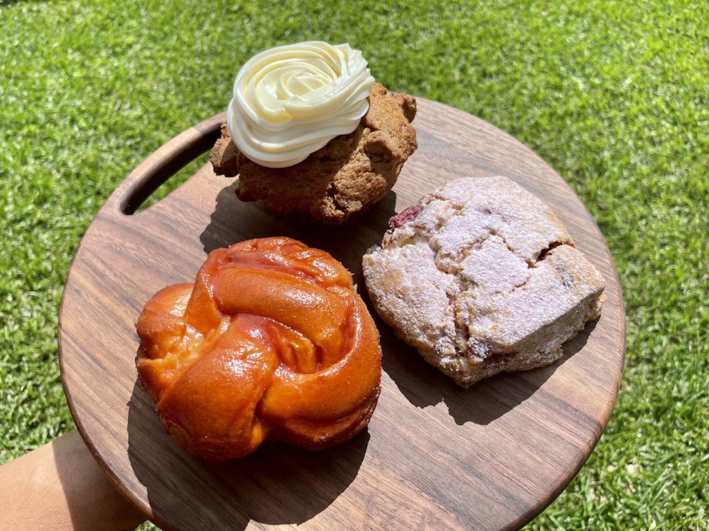 Kailua Brunch Spot Over Easy Expands With a New GrabandGo Shop