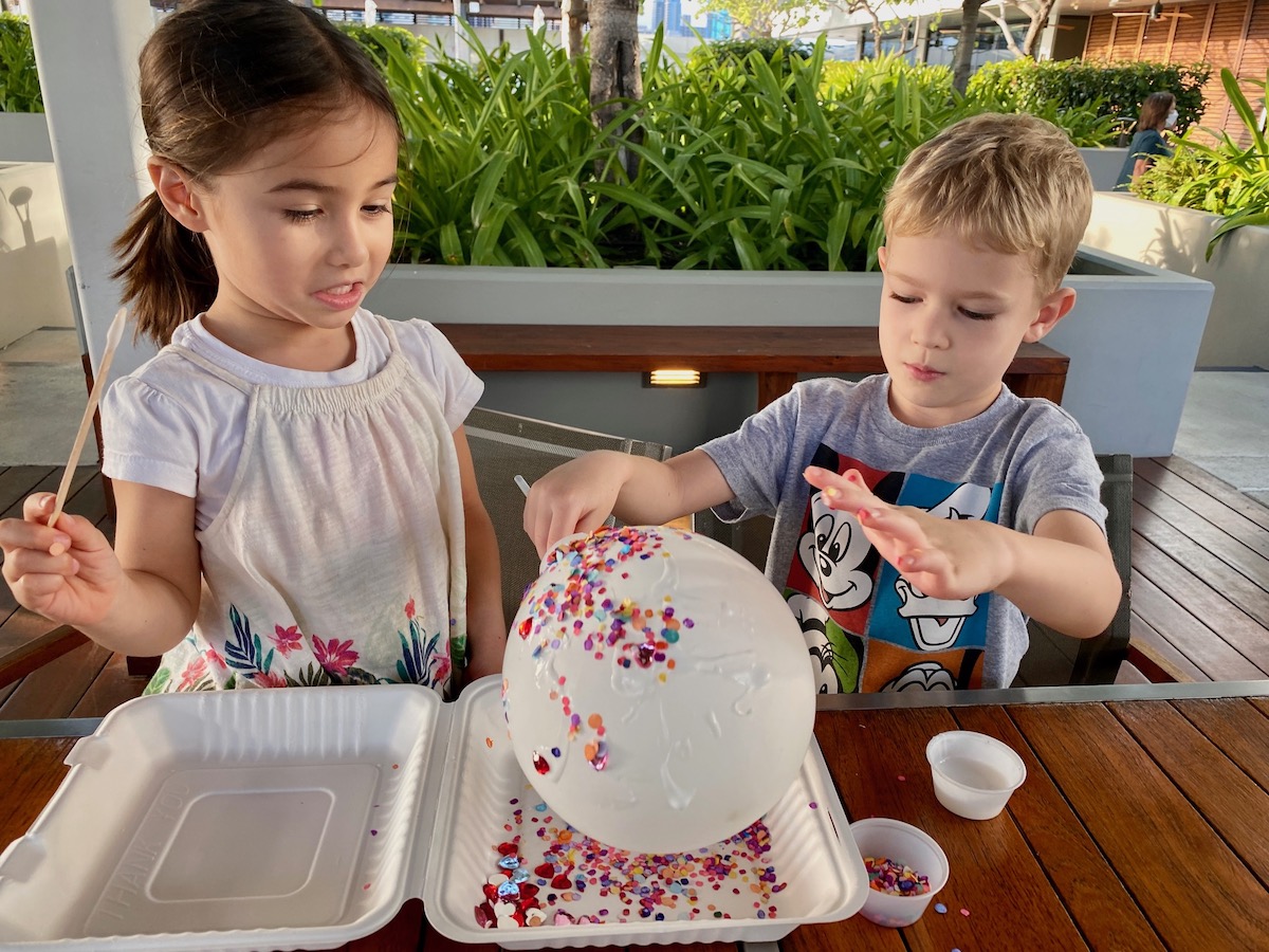 Lifesaving Snack Boxes For Traveling With Toddlers - The Mama Notes