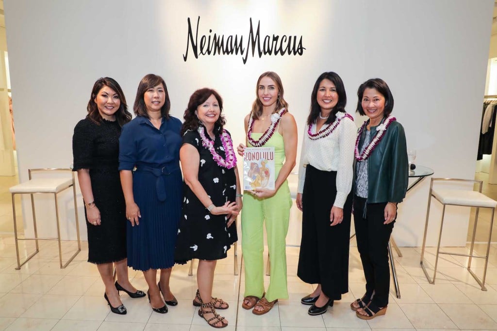 2022 Neiman Marcus Women Event 8711