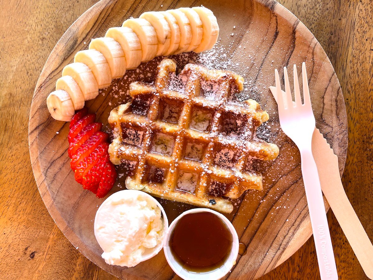 Frolic Hawai'i Honolulu Magazine