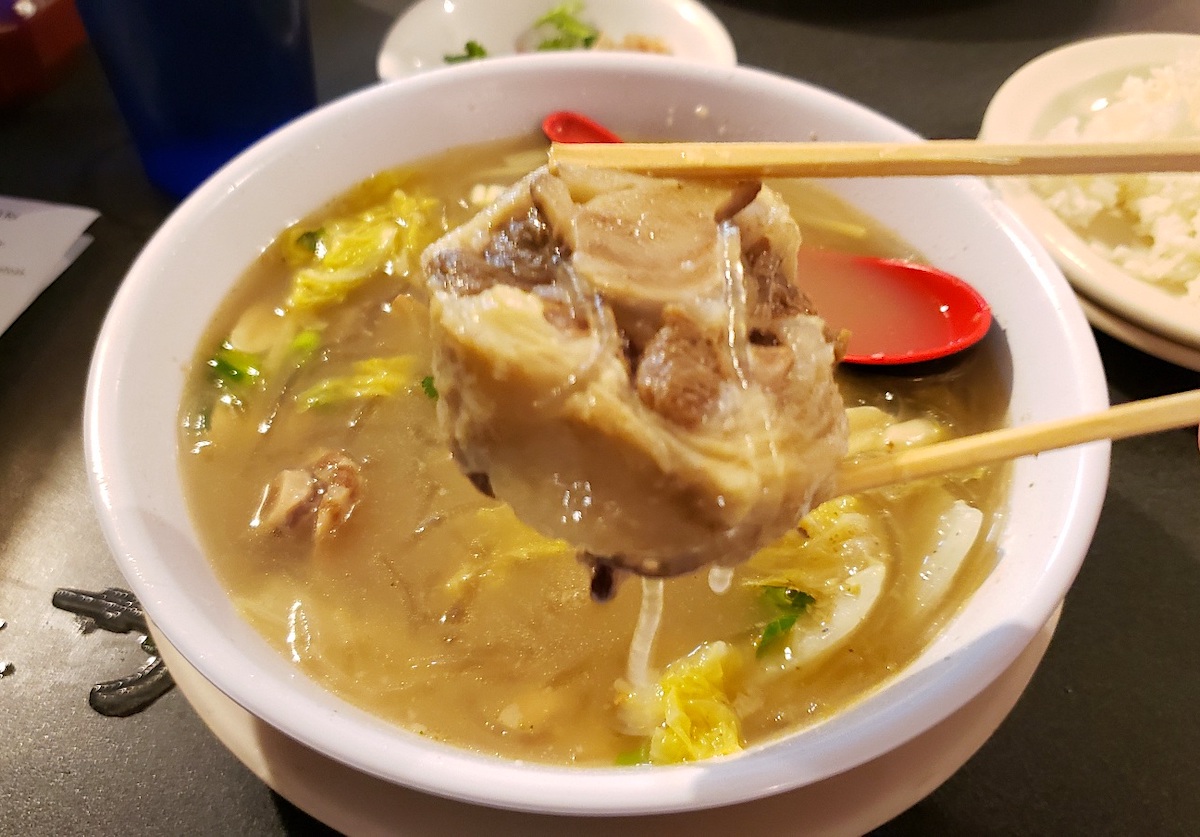 OldSchool Diners We Love Kaua‘i’s Tip Top Motel, Café & Bakery