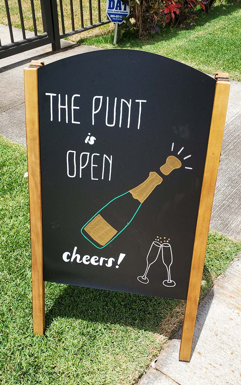 ‘Ewa Beach’s New Neighborhood Wine Shop Is a Hidden Gem