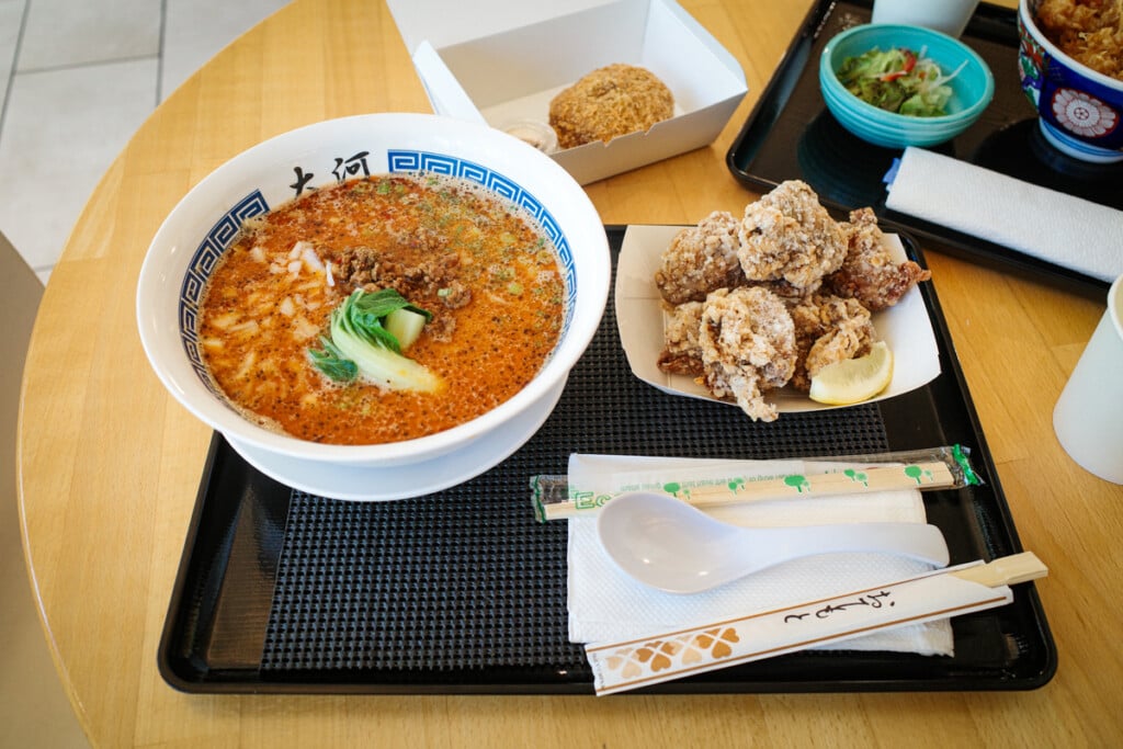 There’s a New Japanese Food Hall Inside This Waikīkī Grocery Store