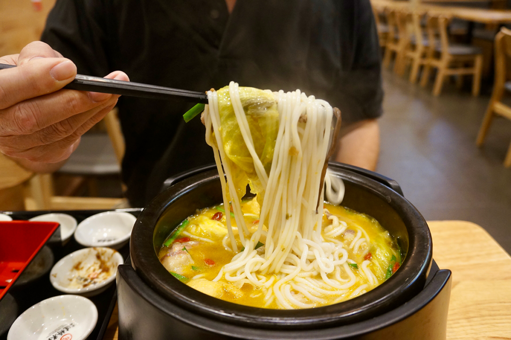 Ten Seconds Yunnan Rice Noodle Is a Different Kind of Hot Pot