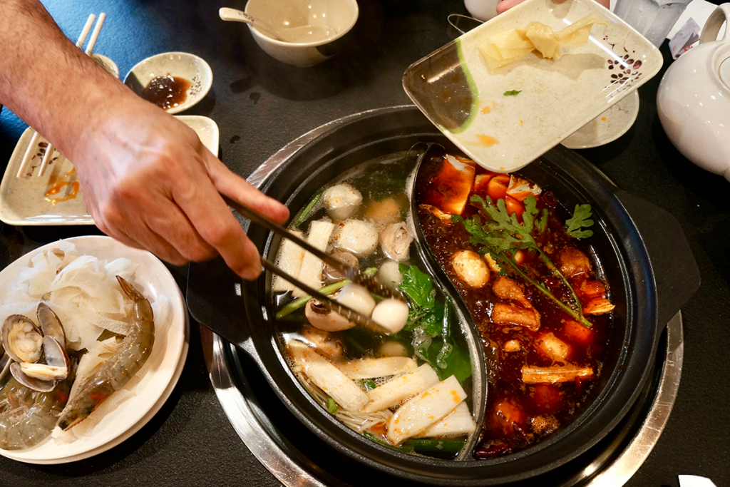 Nine99 Seafood House Putting Quail Eggs In Hot Pot