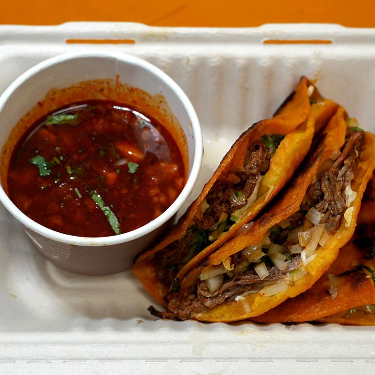 La Birria tacos Melissa Chang La Birria Tacos Melissa Chang