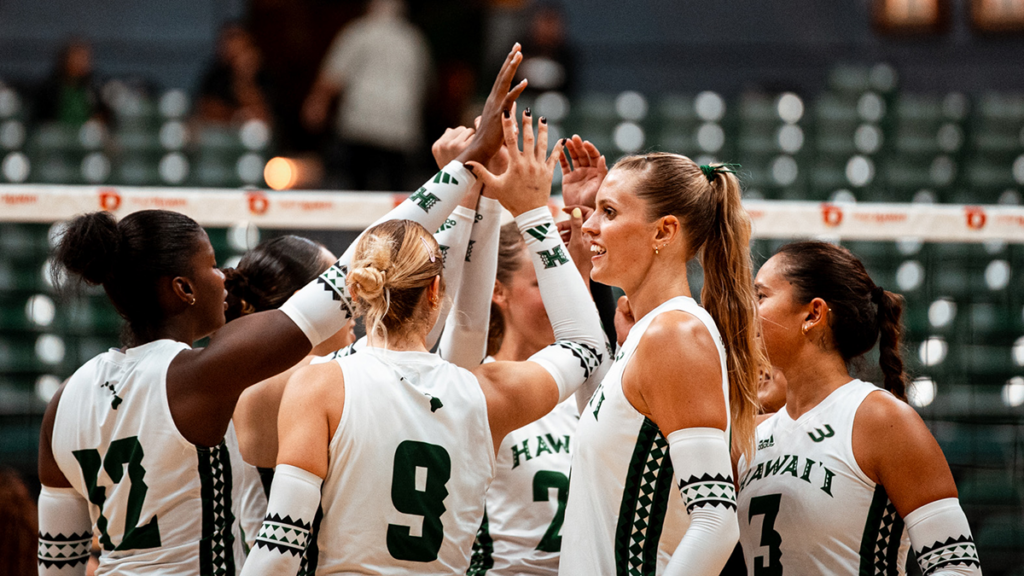University Of Hawaii Rainbow Wahine Volleyball Photo Courtesty Of Hawaii Athletics