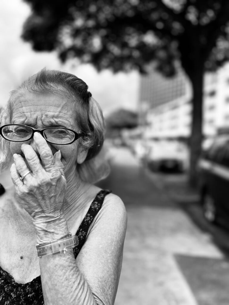 Lowenberg_Cathy_05_Eye-Contact-(to-Print) Lowenberg Cathy 05 Eye Contact To Print