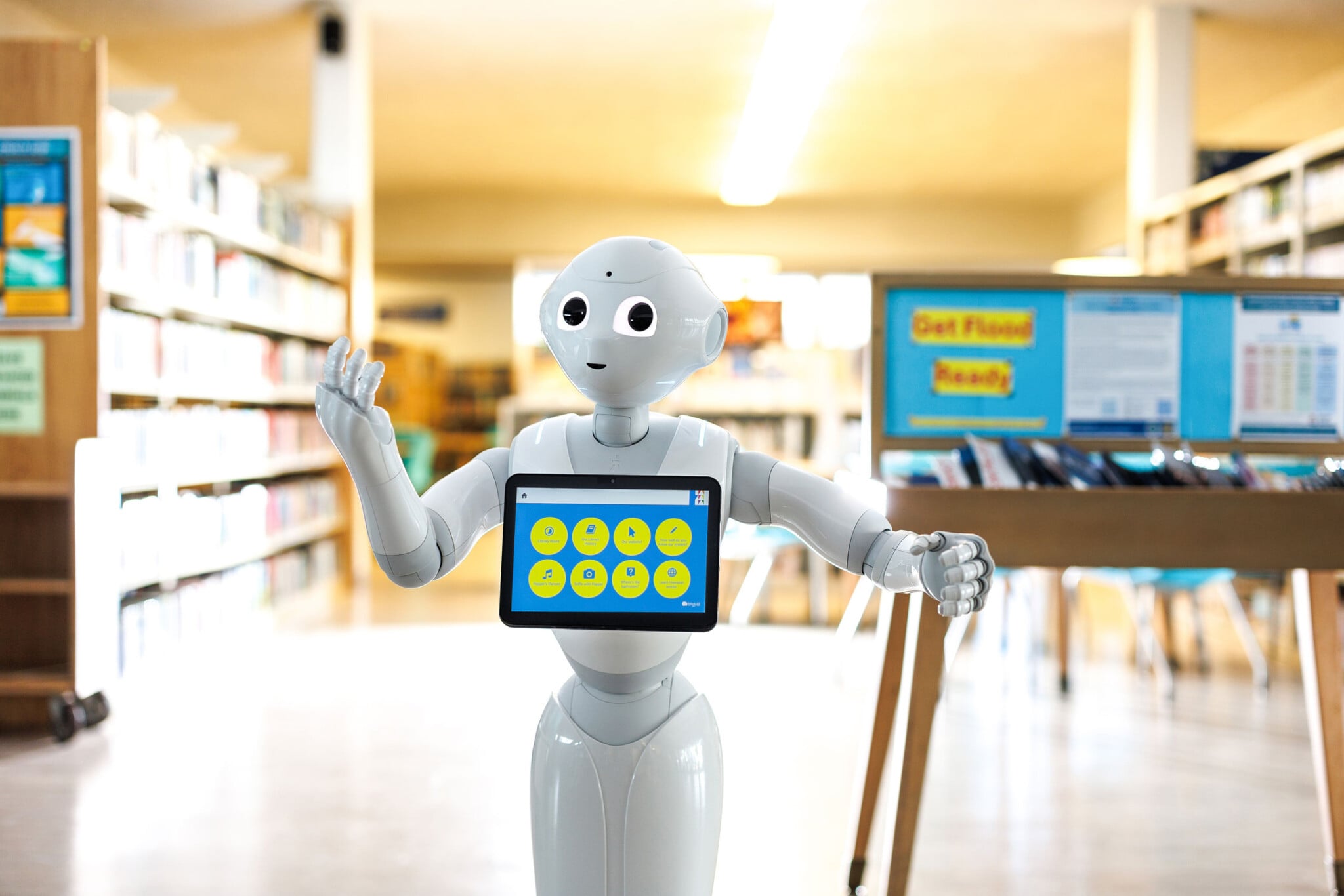 Meet Pepper, the Robot at the ‘Āina Haina Public Library