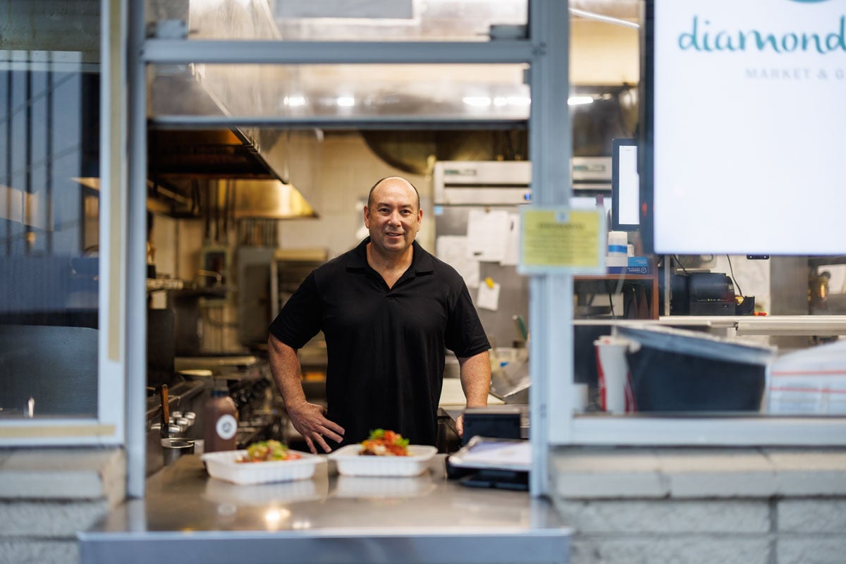 Hn2604 Ay Jason Peele 3917