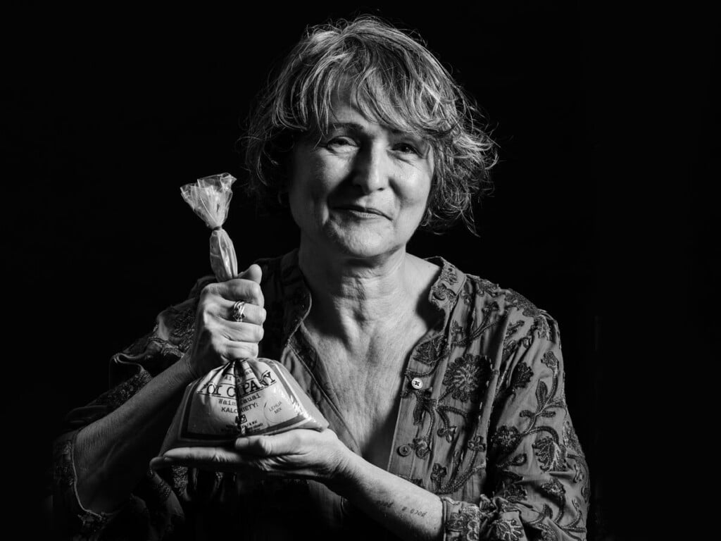 Hn2604 Ay Deborah Harada 2865