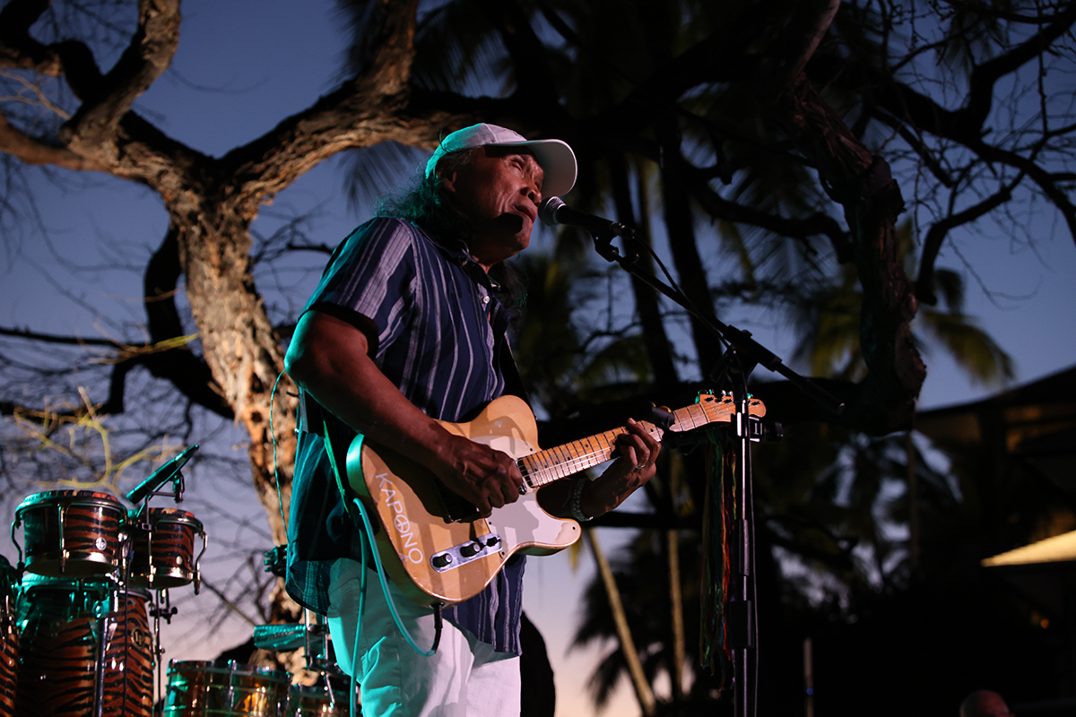 Good Times with Henry Kapono at Halekulani’s House Without A Key