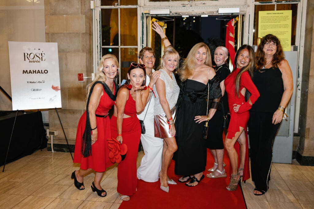 5226 Rose Soiree 121