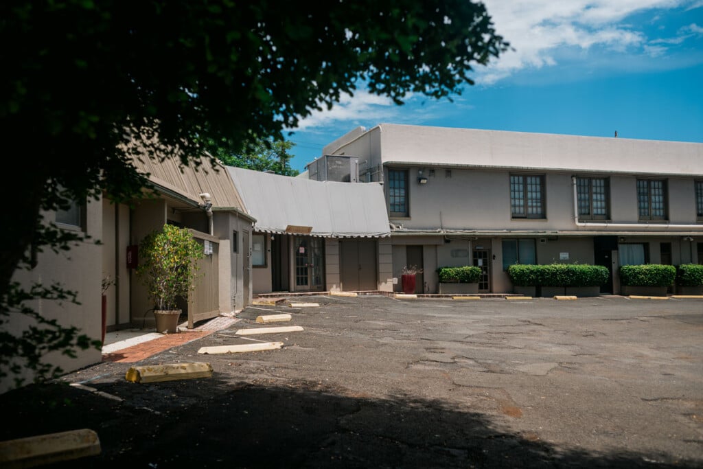 Hn2608 Ay Kilohana Shopping Ctr 1510