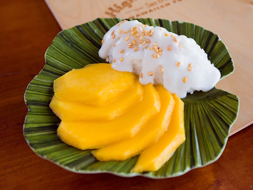 Highway Inn Tutu Kitchen Mango Sticky Rice Vicheinrut 13