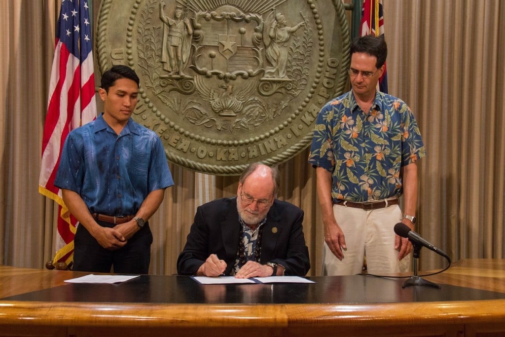Hb2590signingceremony