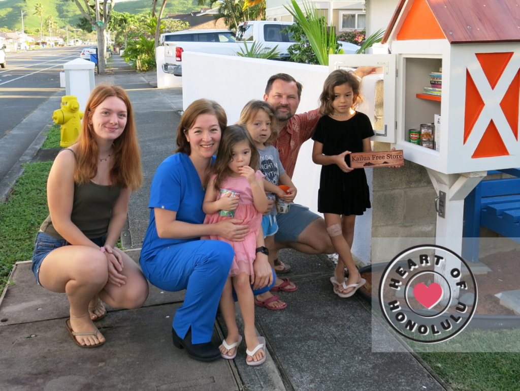 Heart Of Honolulu Kailua Family Reaches Out With A Little Help Across The Sidewalk
