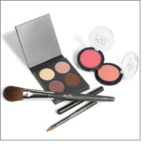 Mud.makeup